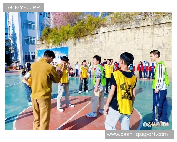 足球与篮球的魅力碰撞探索运动激情与团队精神的完美结合